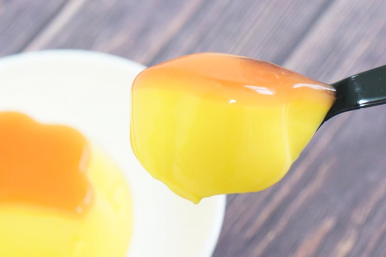 Ezaki Glico "Putchin Pudding Satsu Butter-Grilled Apple Flavor Sauce-"