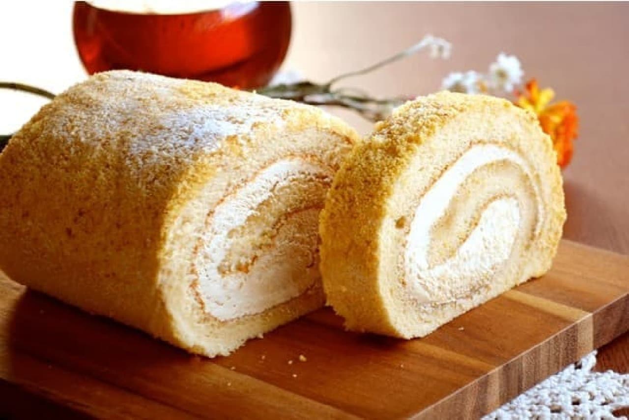 Maple cheese roll from The Maple Mania, a maple confectionery specialty store
