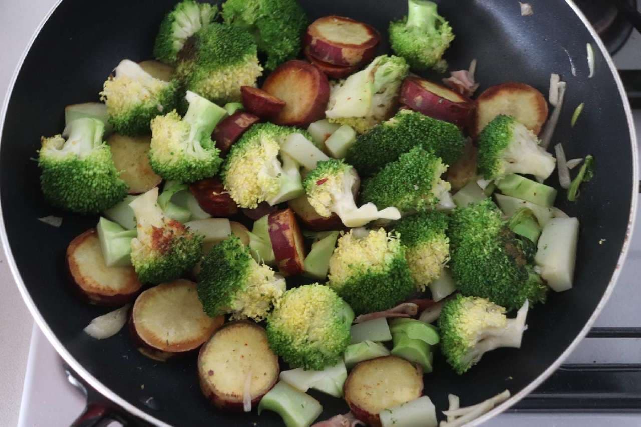Sweet potato and broccoli hot salad