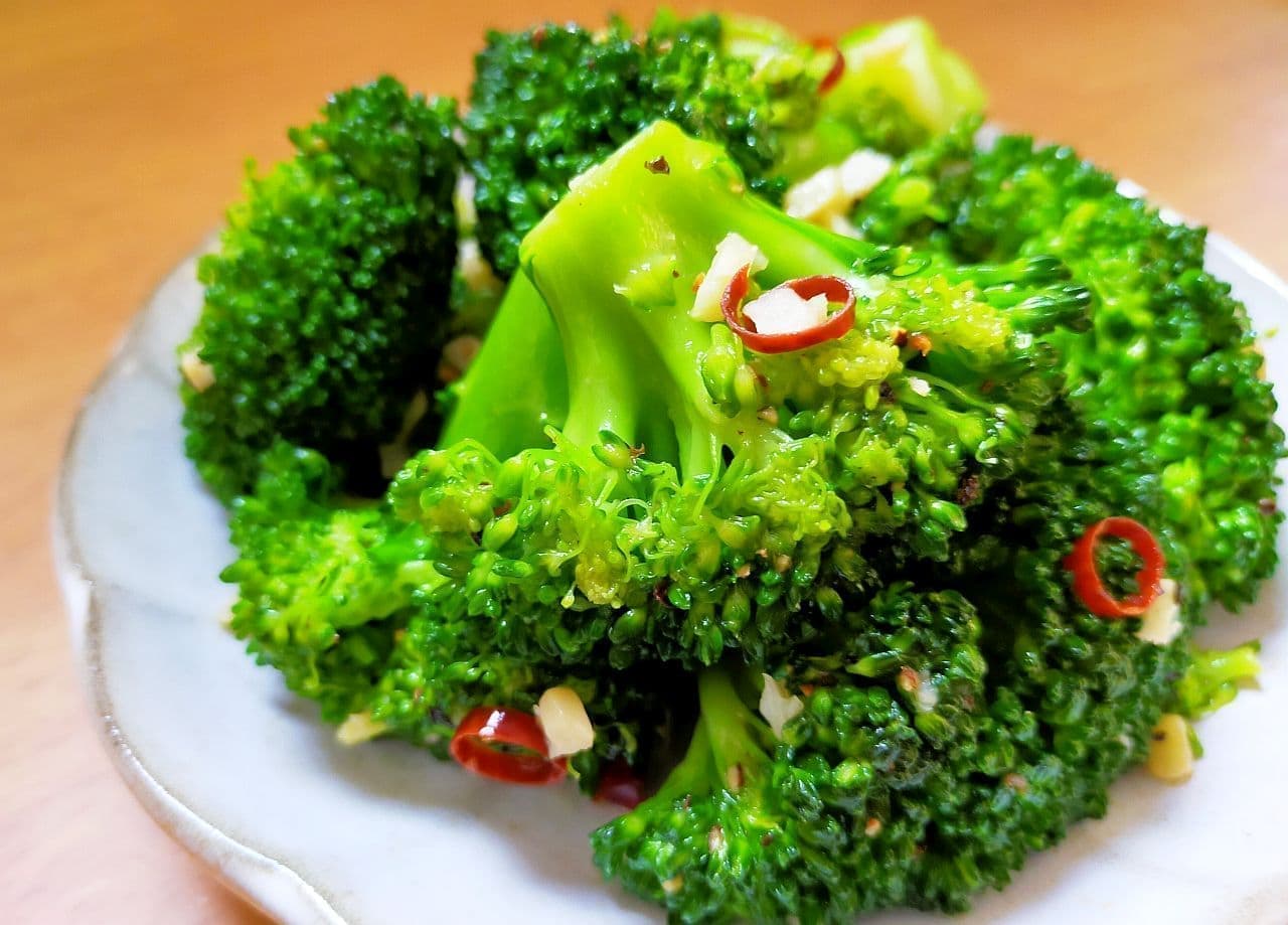 Recipe for "Stir-Fried Broccoli with Peperoncino