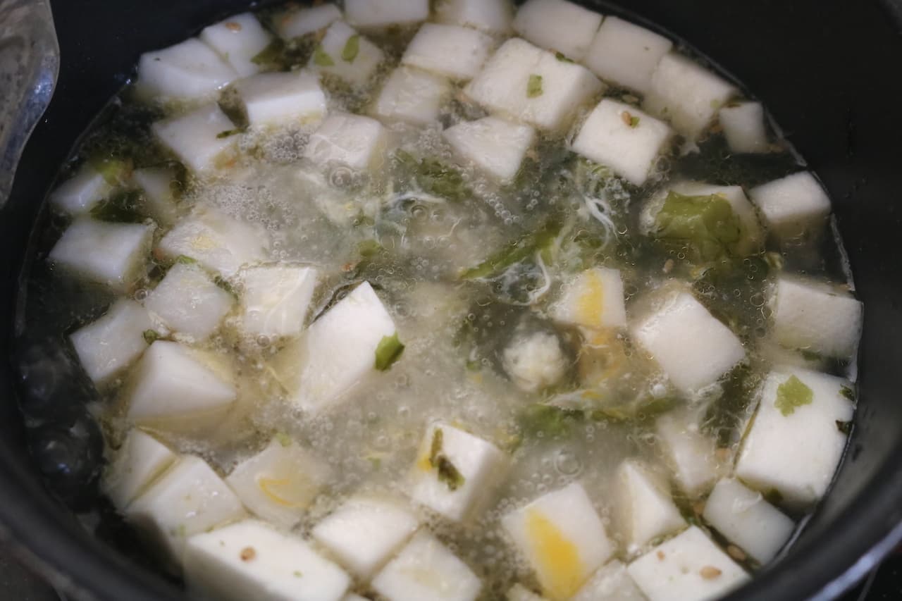 レシピ「はんぺんと海苔スープ」