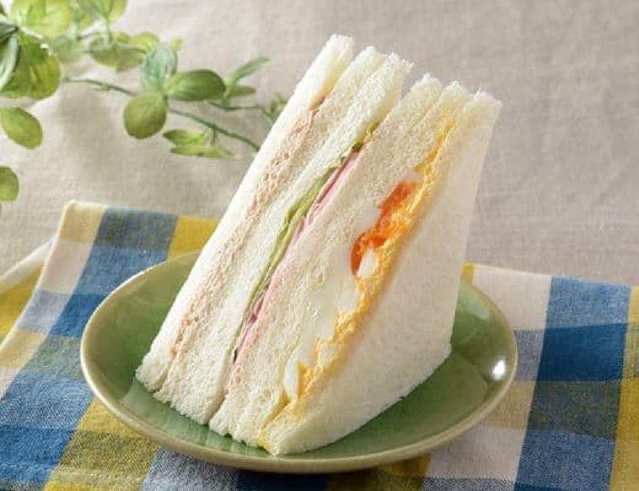 Lawson "Mixed Sandwich"