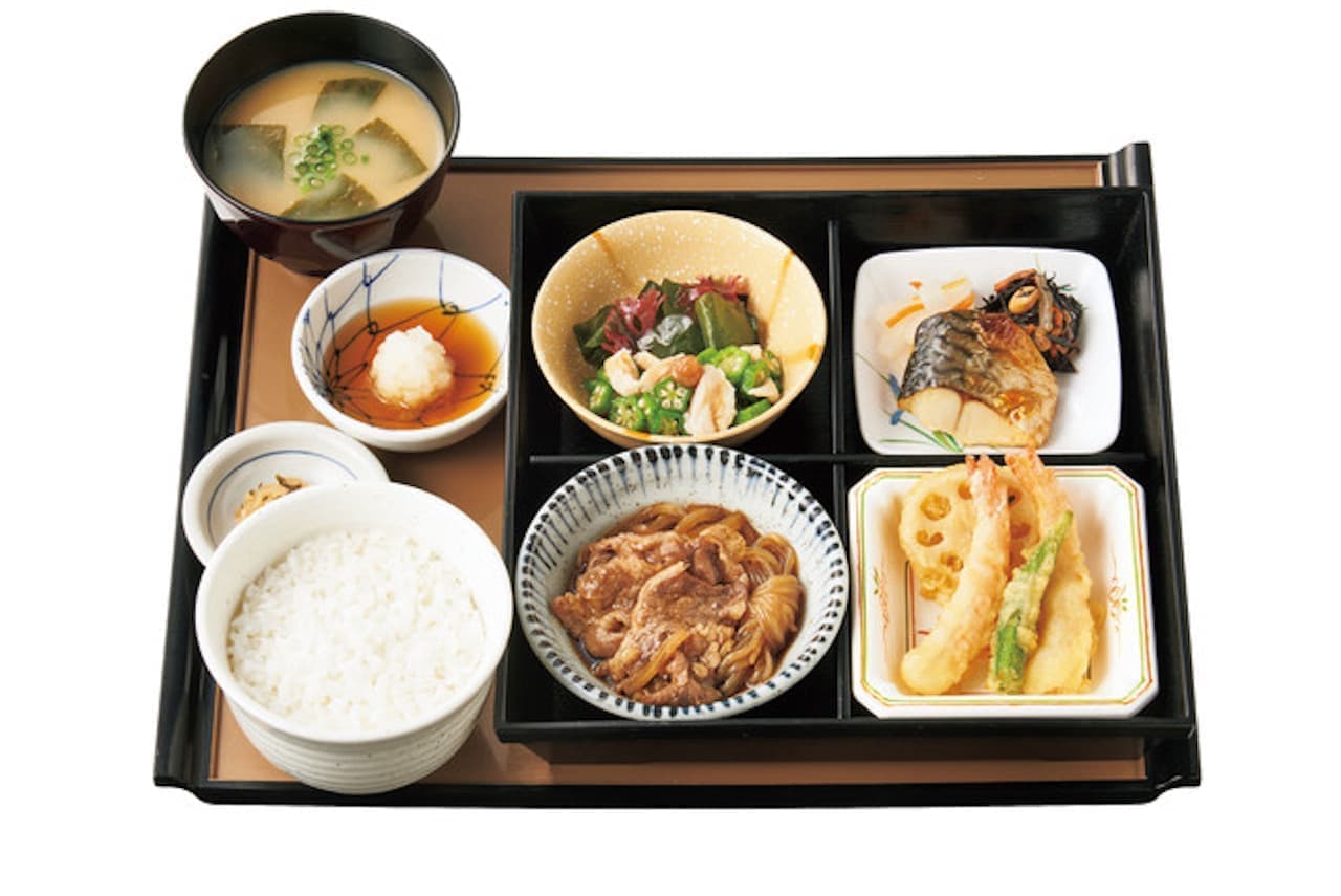 やよい軒 やよい御膳 4種の多彩な 和 のおかず 人気の牛肉のすき焼きや天ぷらなど えん食べ