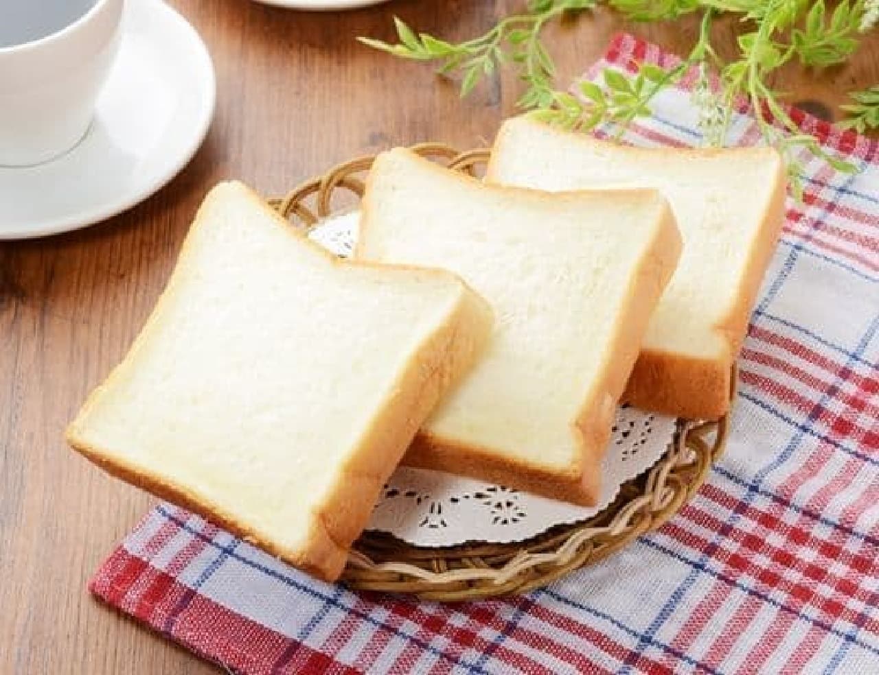 Lawson "Machino Bread Fluffy Soft Mini Bread 3 Pieces"