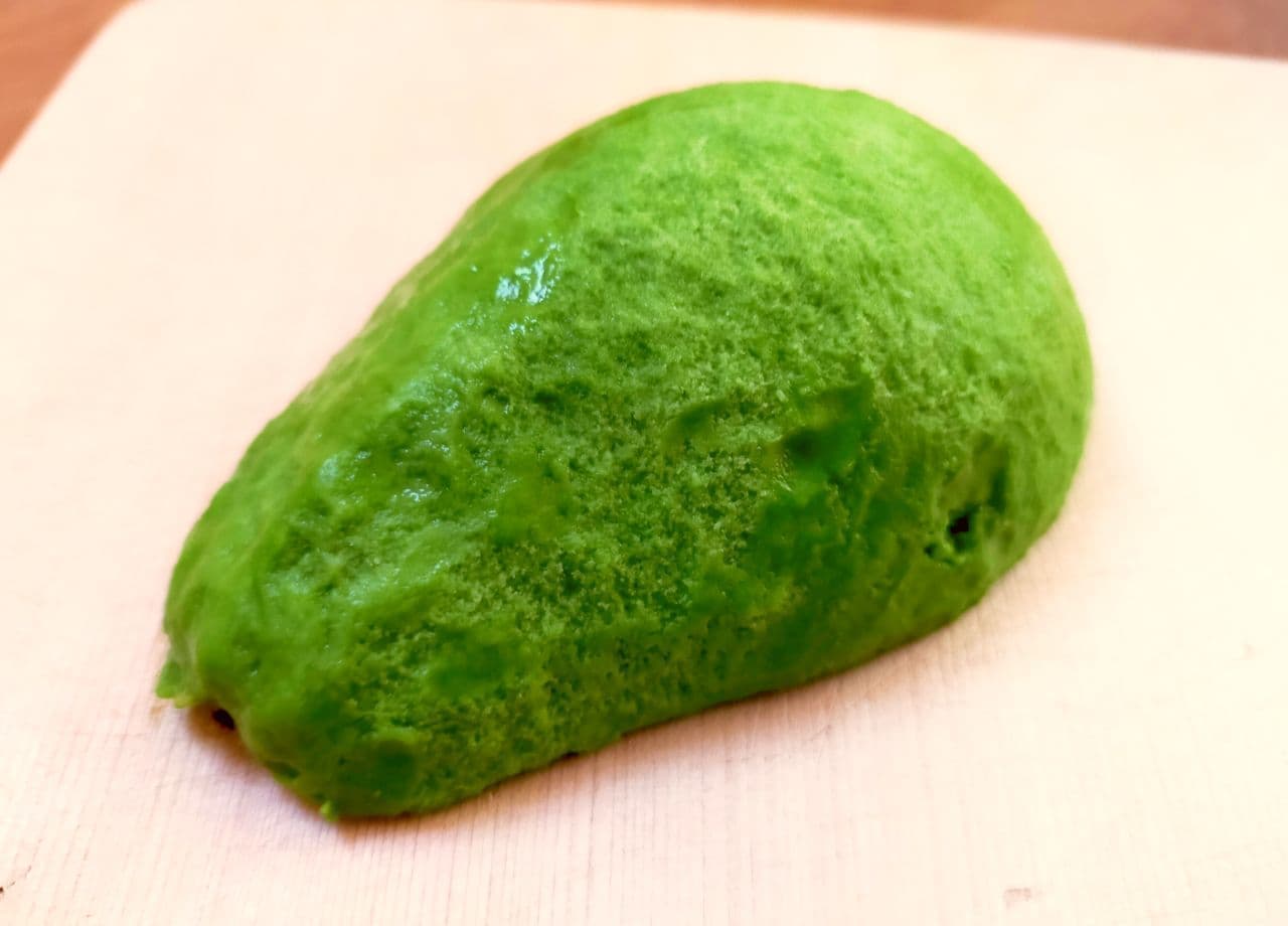 How to peel and seed avocado