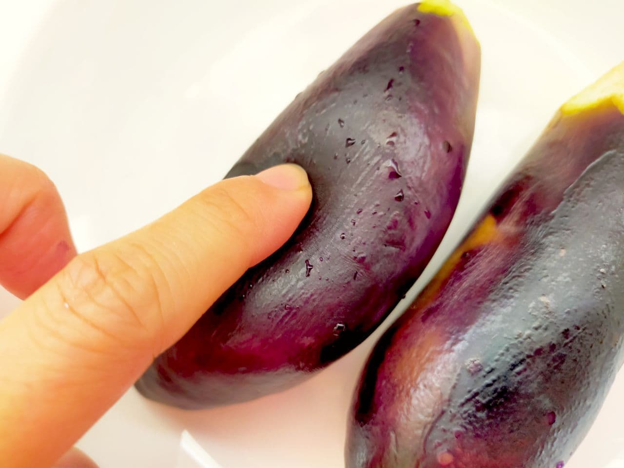 Freezing storage method of eggplant