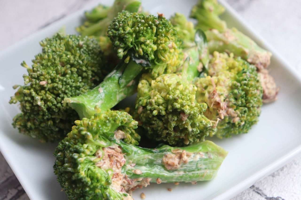 Simple recipe "broccoli with dried bonito mayonnaise"