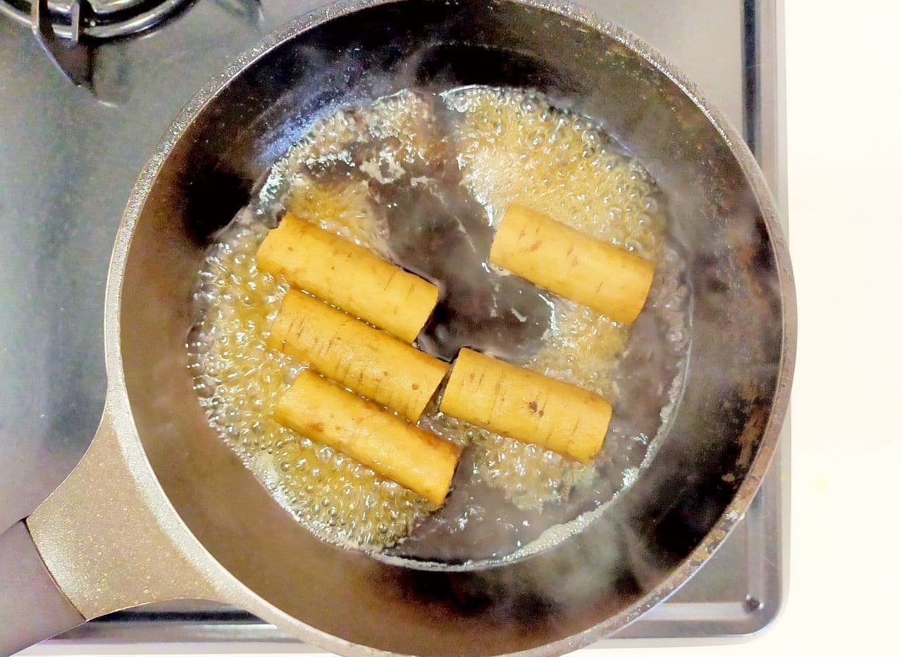 Recipe for "Gobo no fry pan ni nimono" (Burdock root cooked in a frying pan)