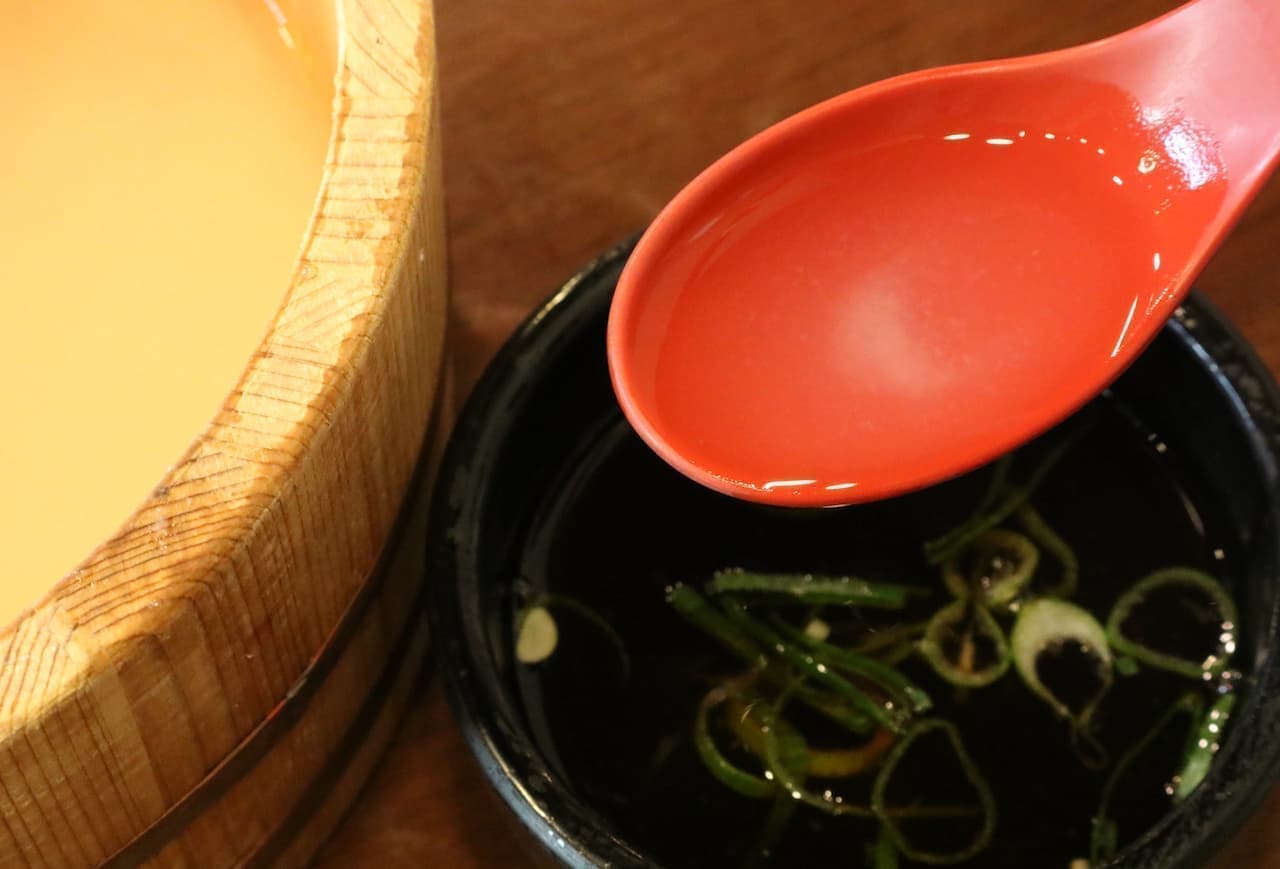 丸亀製麺「釜揚げうどん」の公式おすすめの食べ方