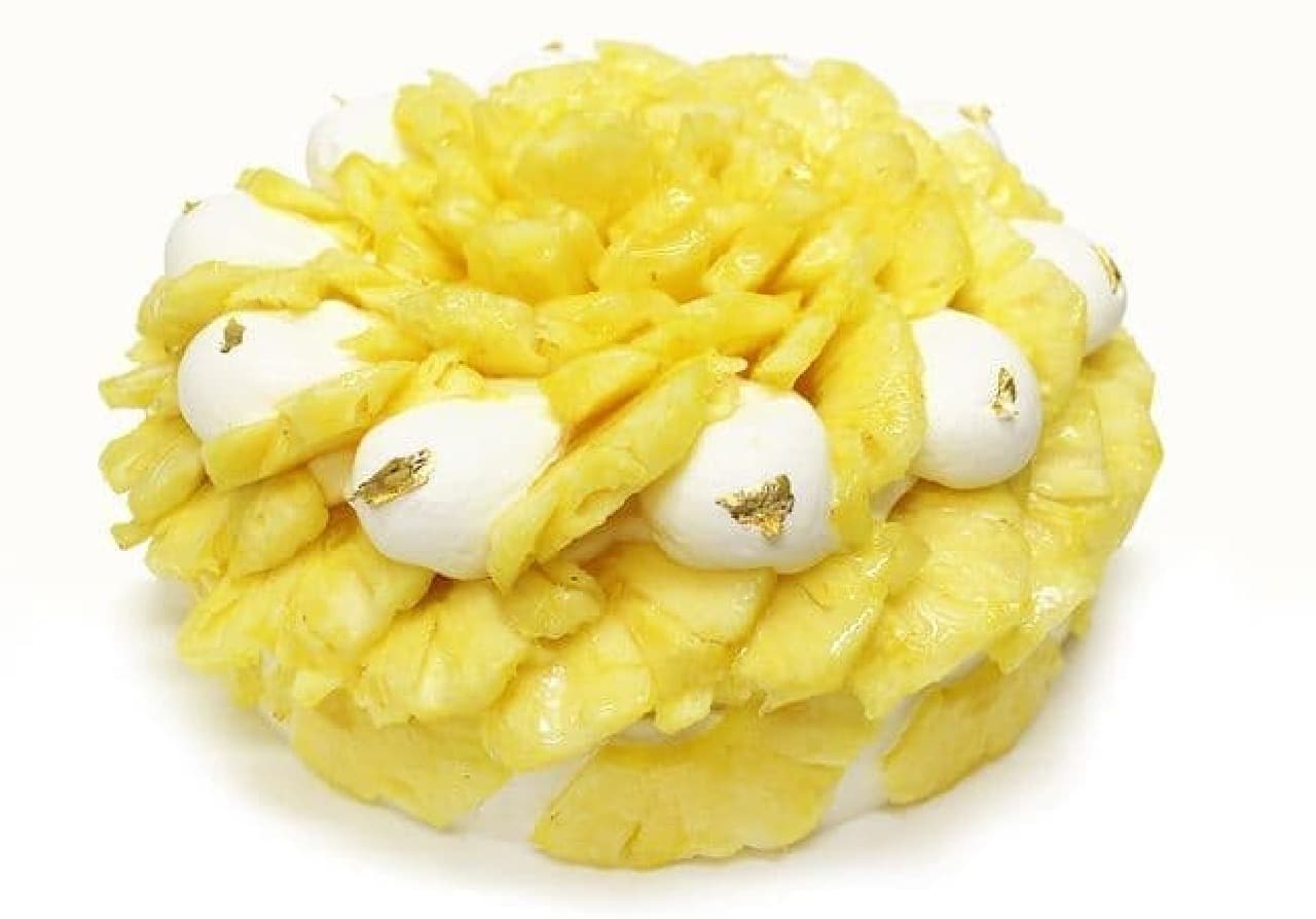 カフェコムサ『台湾産パイナップル「金讃（きんさん）」のショートケーキ』