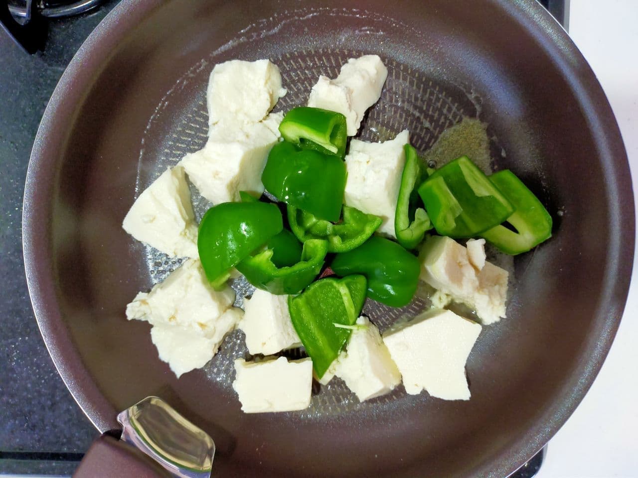 "Peppers and tofu oyster butter" recipe