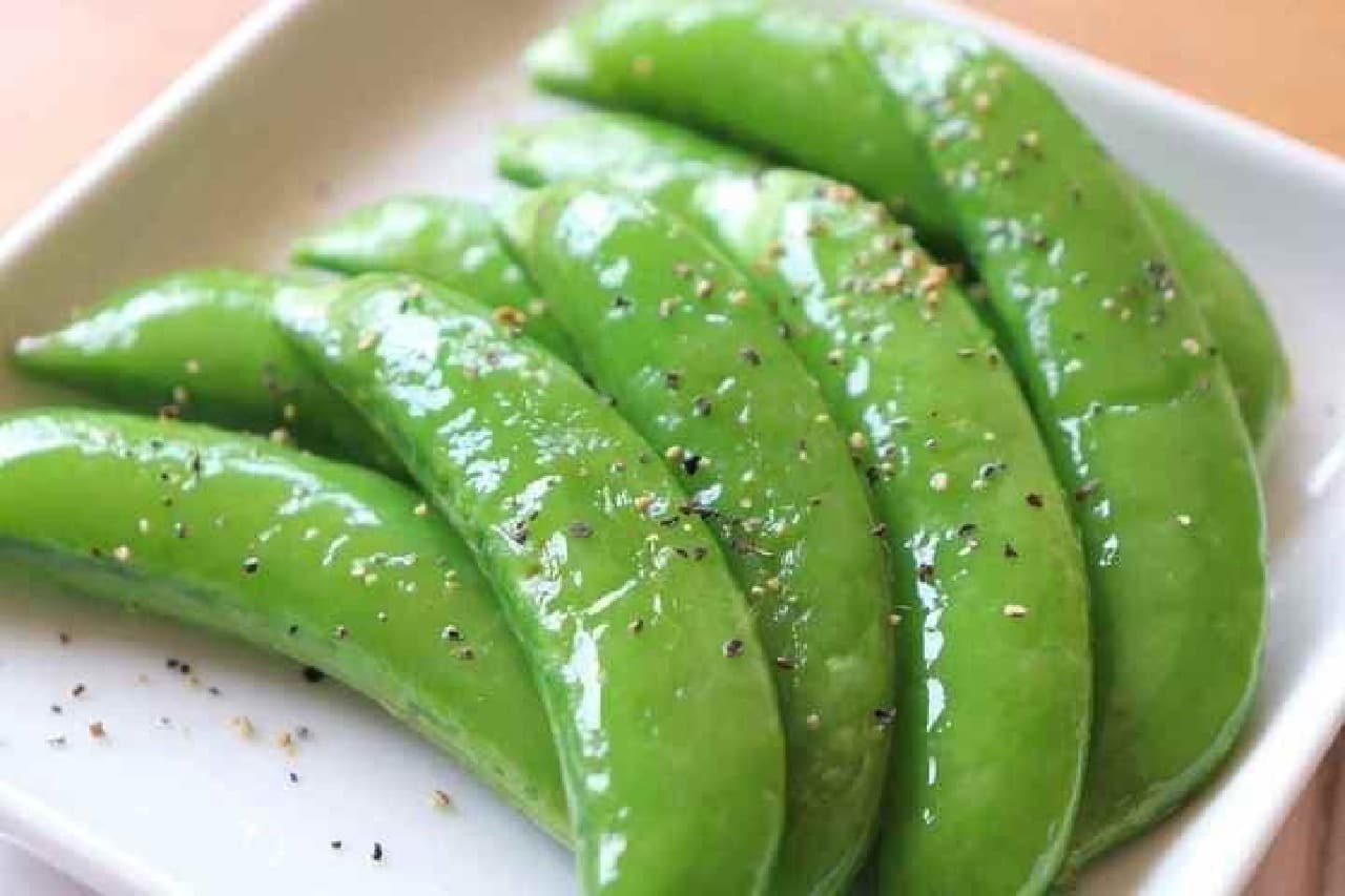 Summary of recipes for snap peas such as "stir-fried snap peas with consomme butter" to taste spring