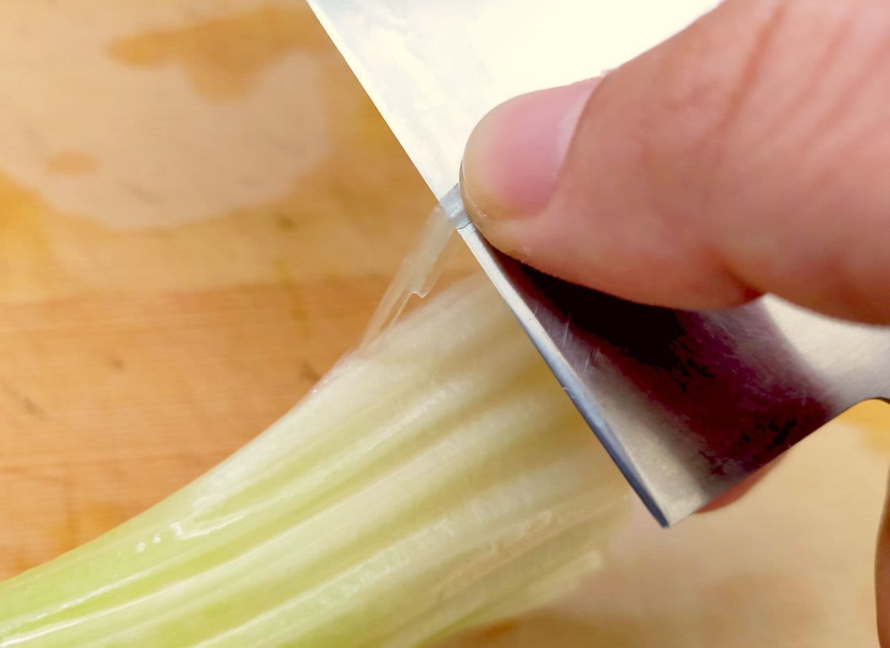How to take celery streaks