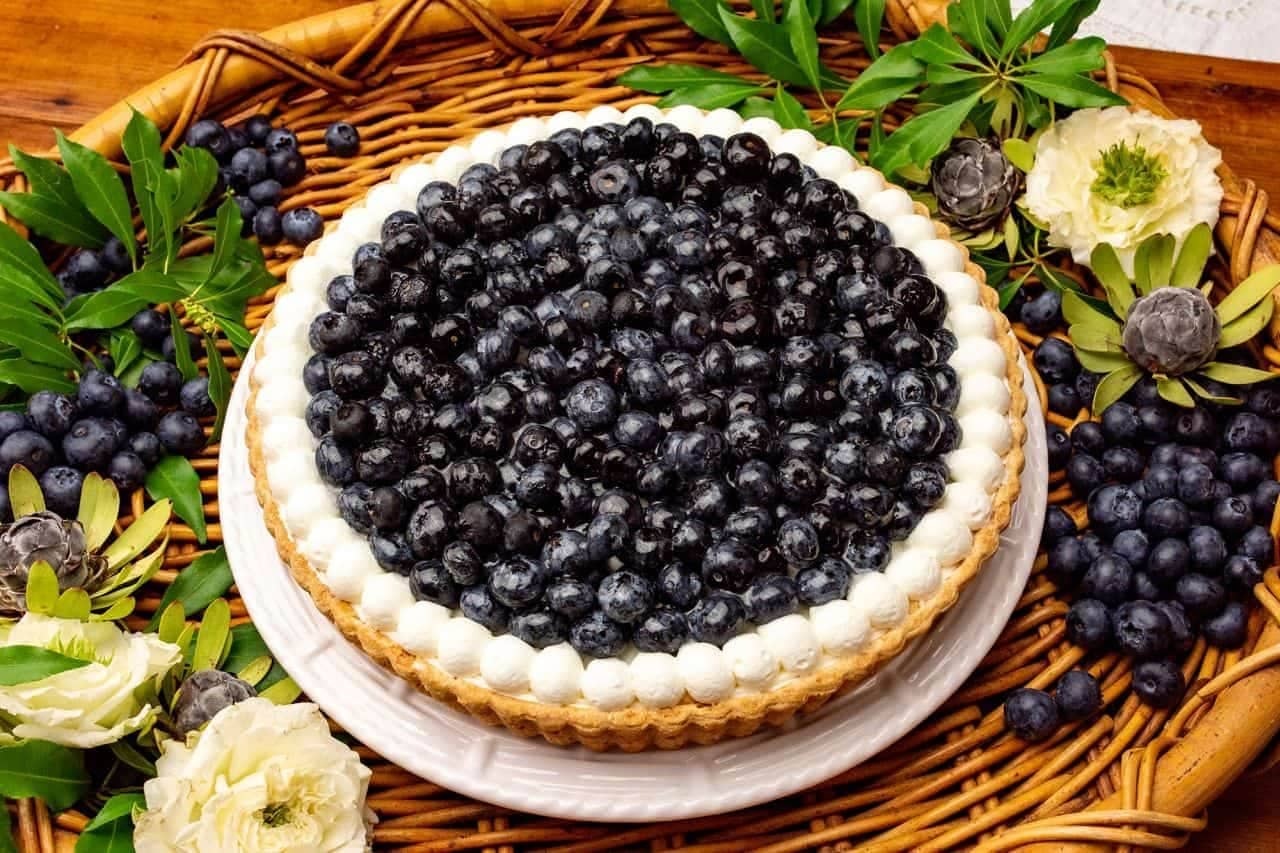 Kirfebon "Blueberry and Rare Cheese Tart"