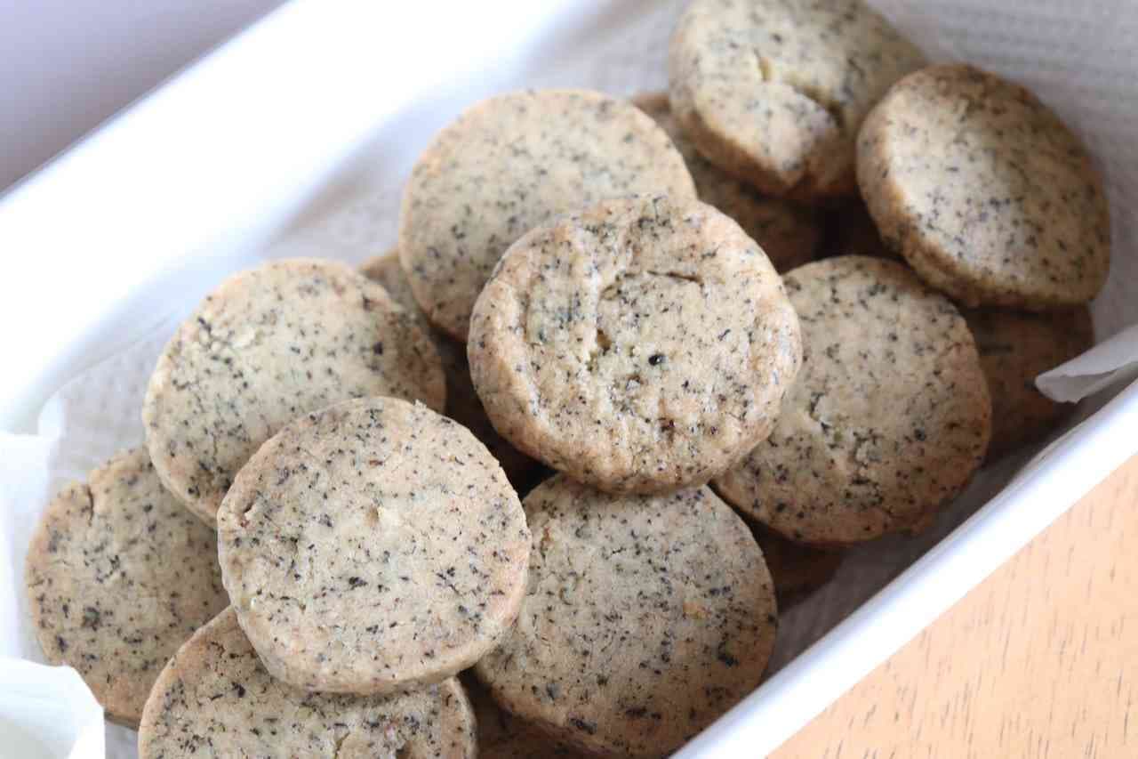 Tea cookies" made with 4 ingredients and your favorite tea