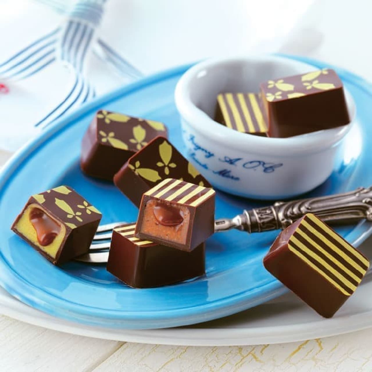 Lloyds "Praline Chocolat [Caramel Duo]"