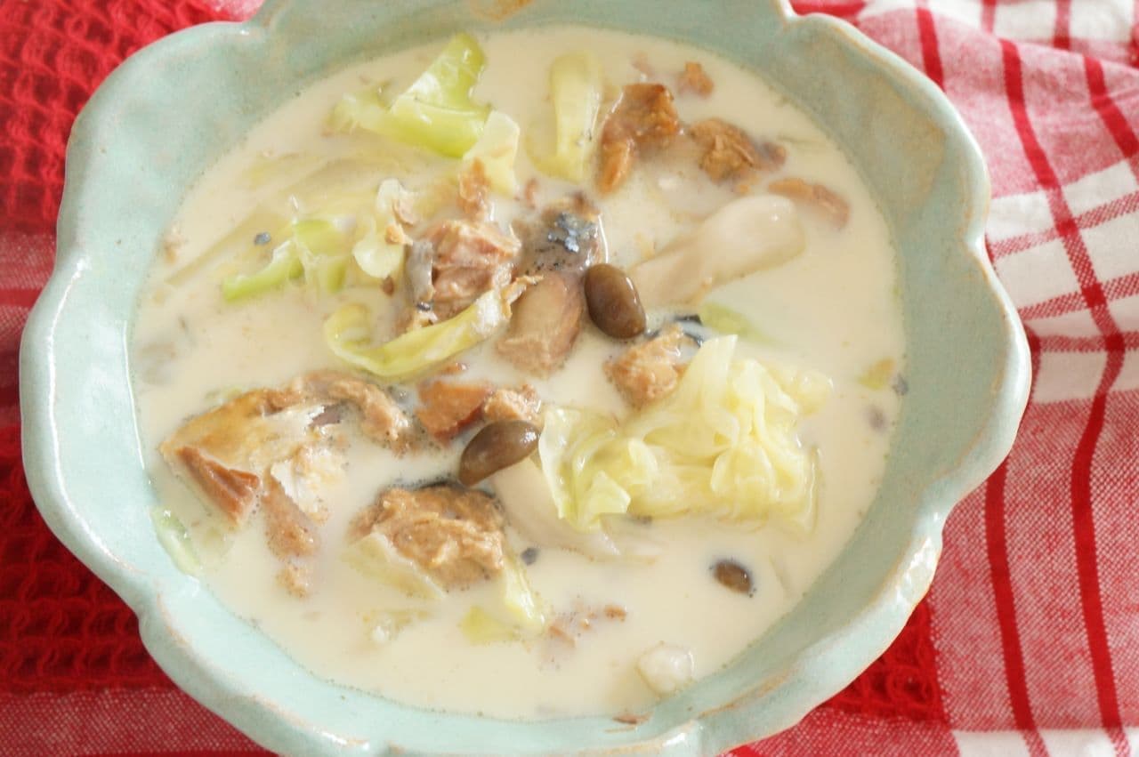 Mackerel miso canned soy milk soup