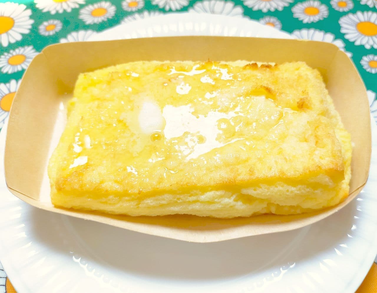 7-ELEVEN "French toast that melts softly"