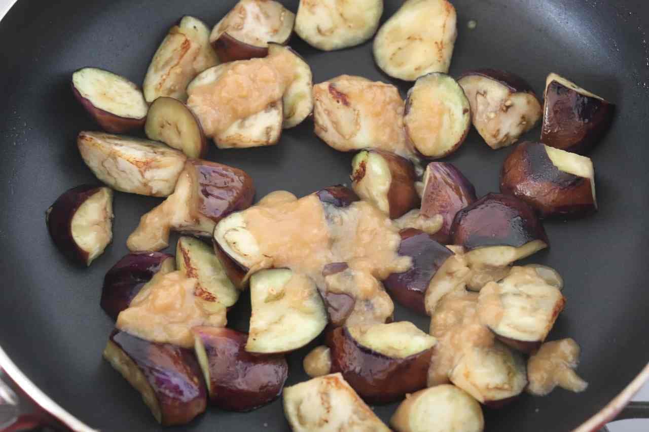 Stir-fried eggplant with miso chili oil