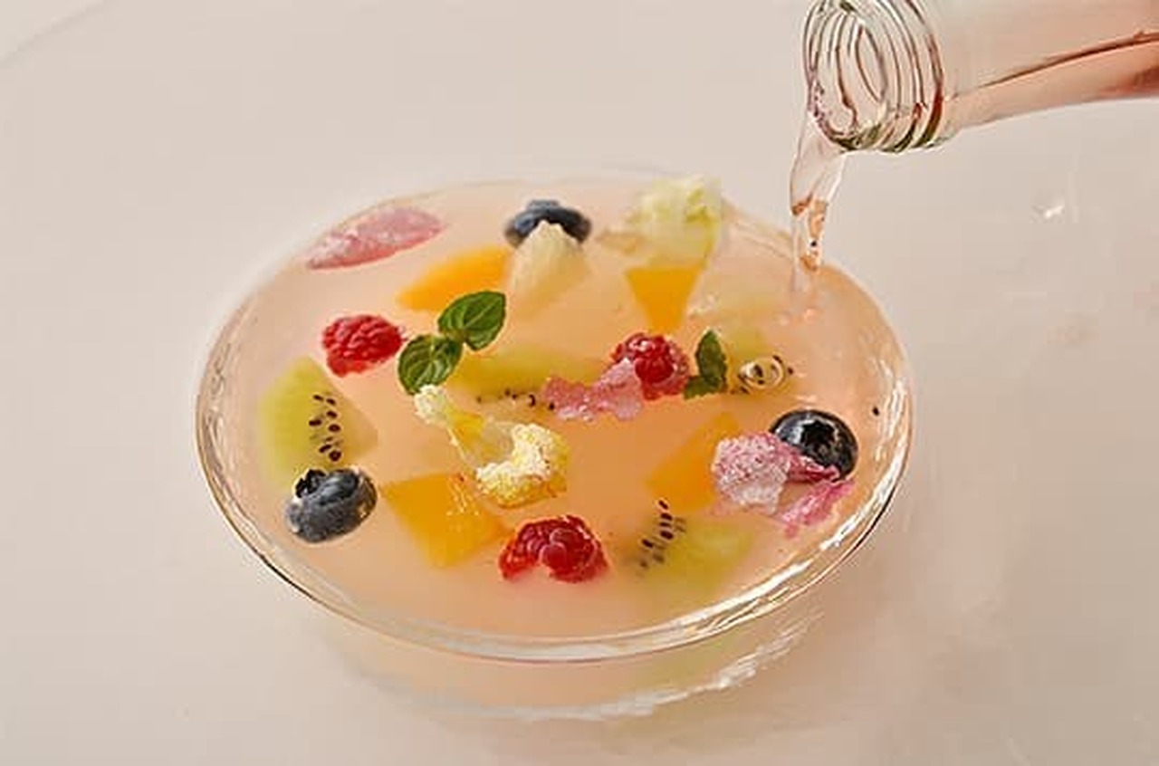 Special dessert "water lily"