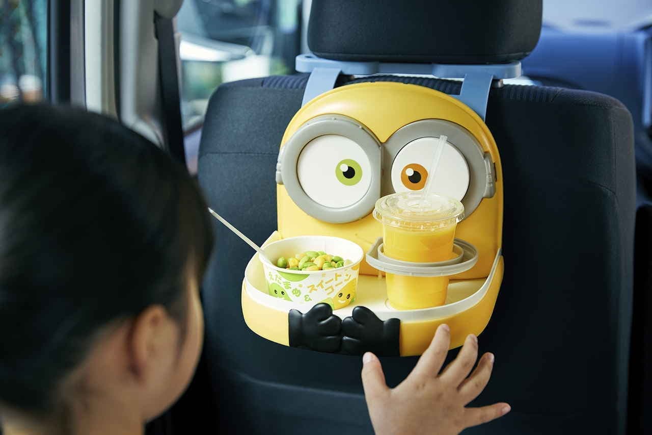 Minions "Drink & Food Tray / Holder"
