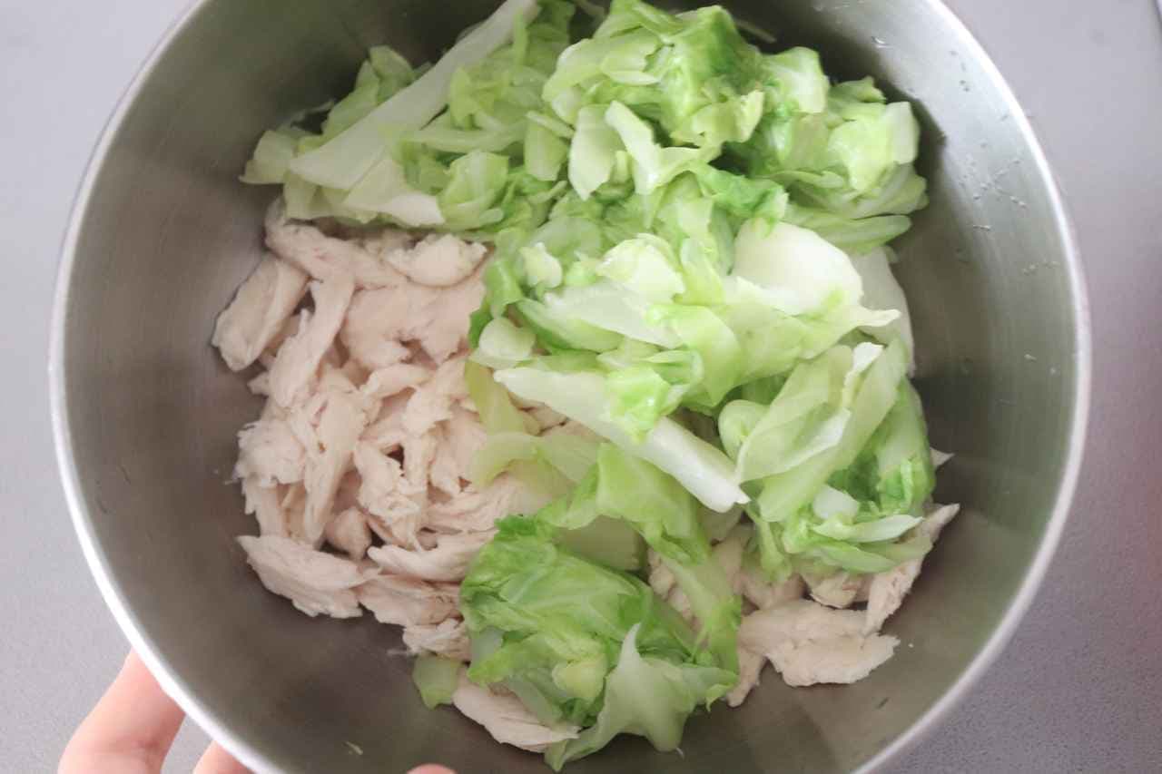 Chicken fillet cabbage sesame salad