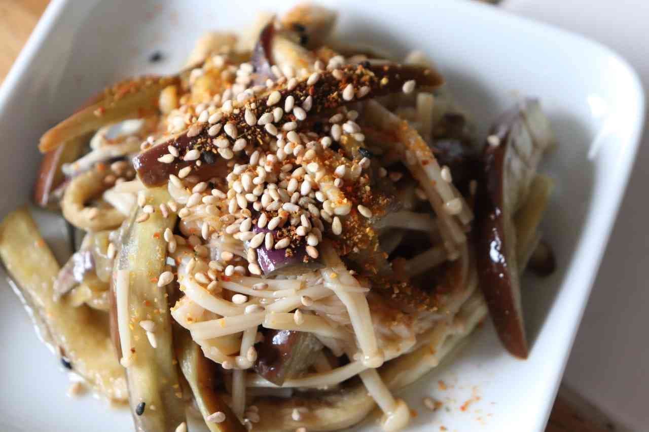 Enoki and eggplant with Chinese style