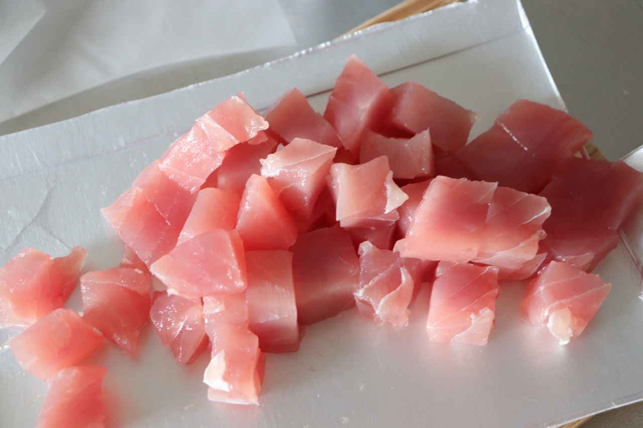 Tuna with tomato
