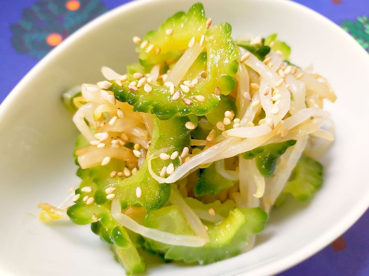 "Bitter gourd and bean sprout addictive namul" recipe