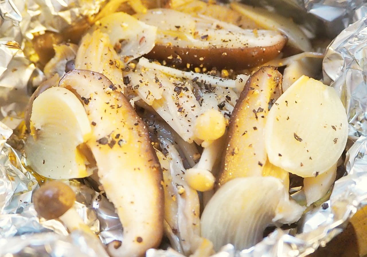 "Mushroom garlic foil grilled" recipe