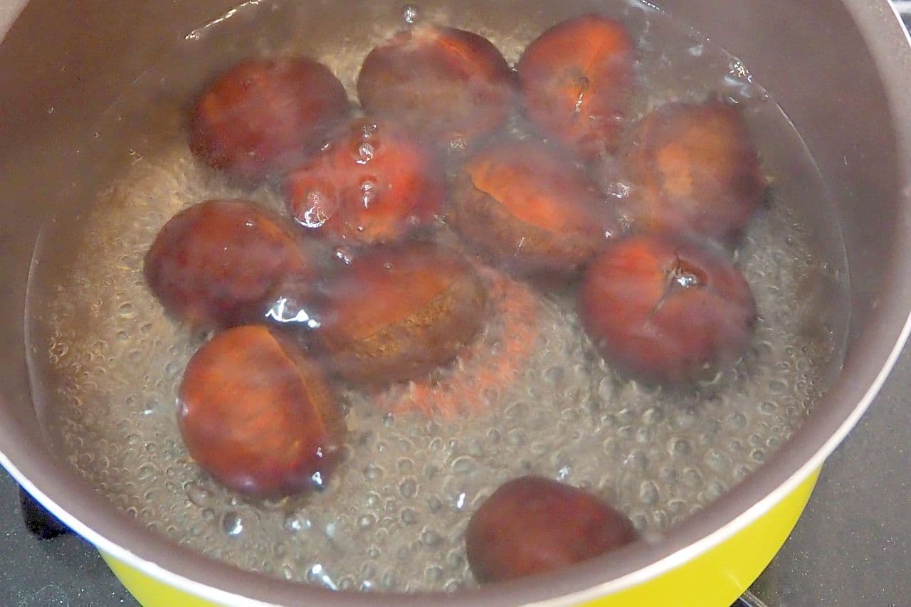 Step 3: How to boil and peel chestnuts