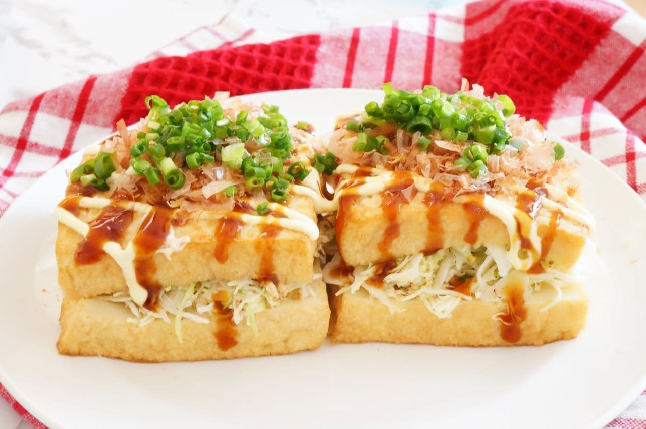 Atsuage okonomiyaki-style sandwich
