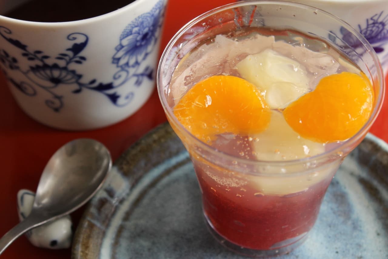 7-ELEVEN "Two-layered pomegranate vinegar jelly"
