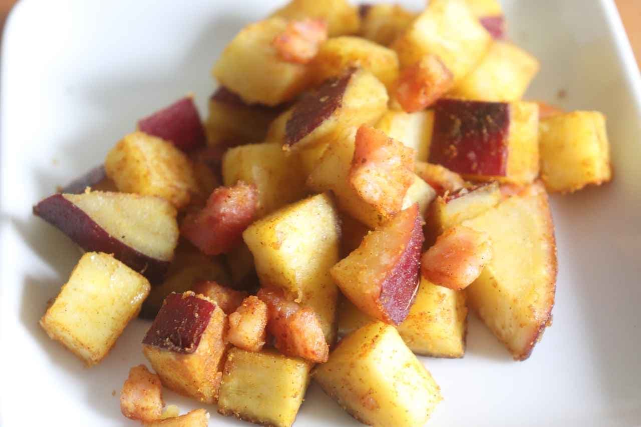 Stir-fried sweet potato and bacon with curry