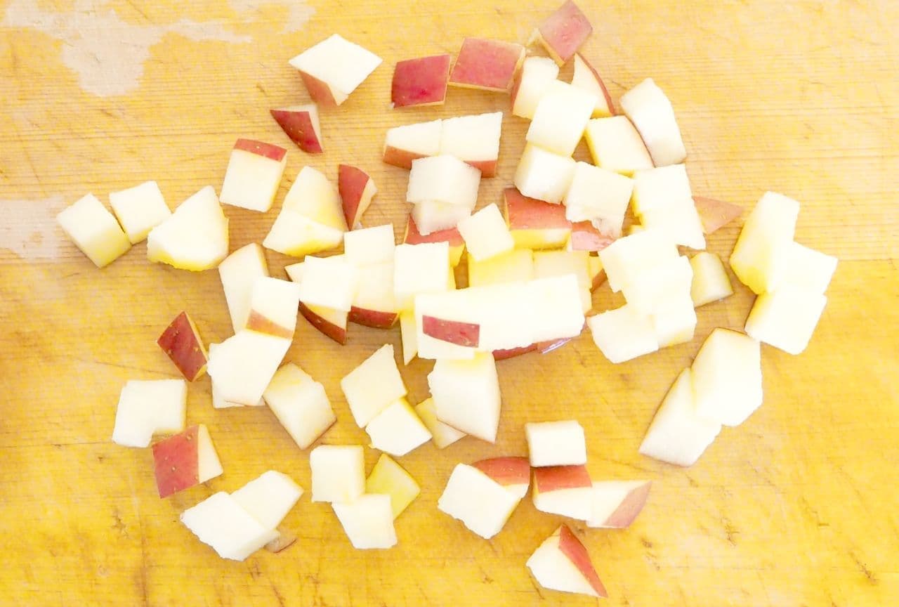 「りんごと豆腐のさくふわスコーン」レシピ