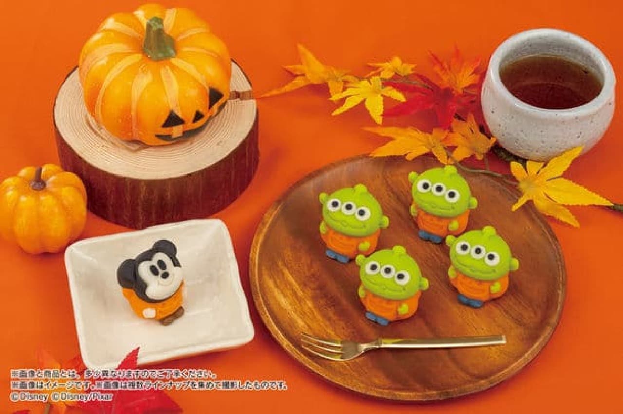 7-ELEVEN "Eating Trout Disney Halloween Mickey Mouse" "Eating Trout TOY STORY Halloween Alien"