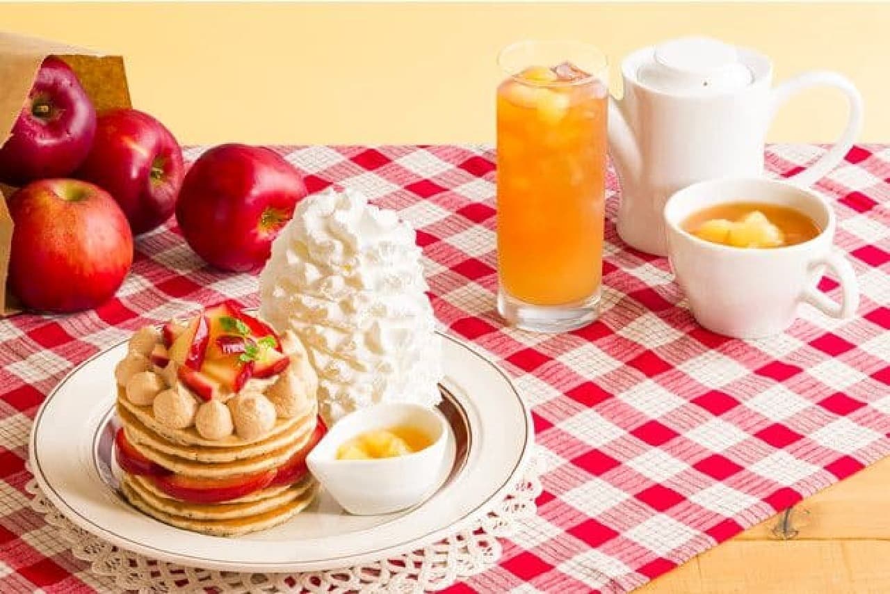 エッグスンシングス「りんごと紅茶のパンケーキ」「アップルダイスシナモンティー」