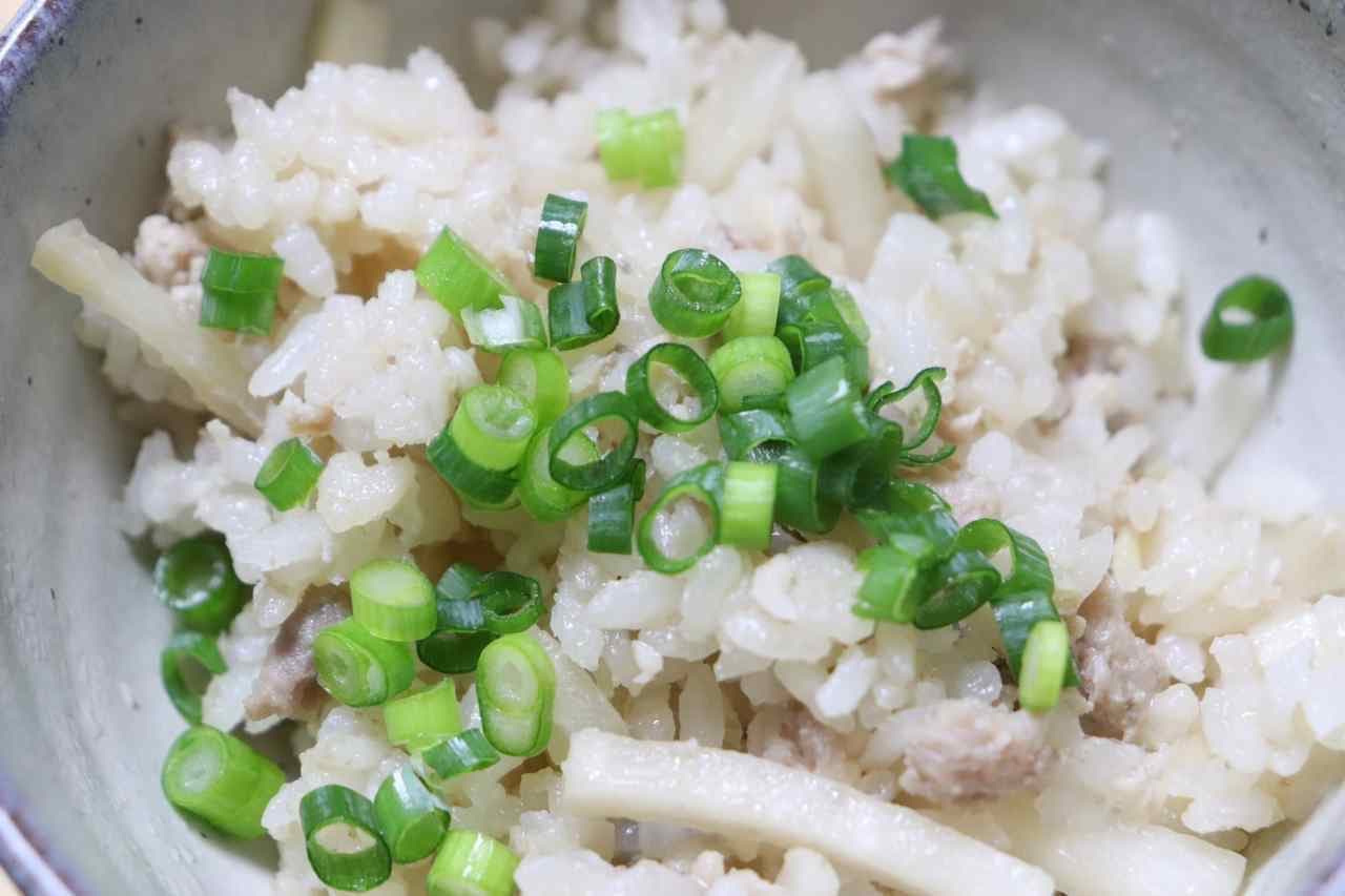 Rice cooked with pork and radish