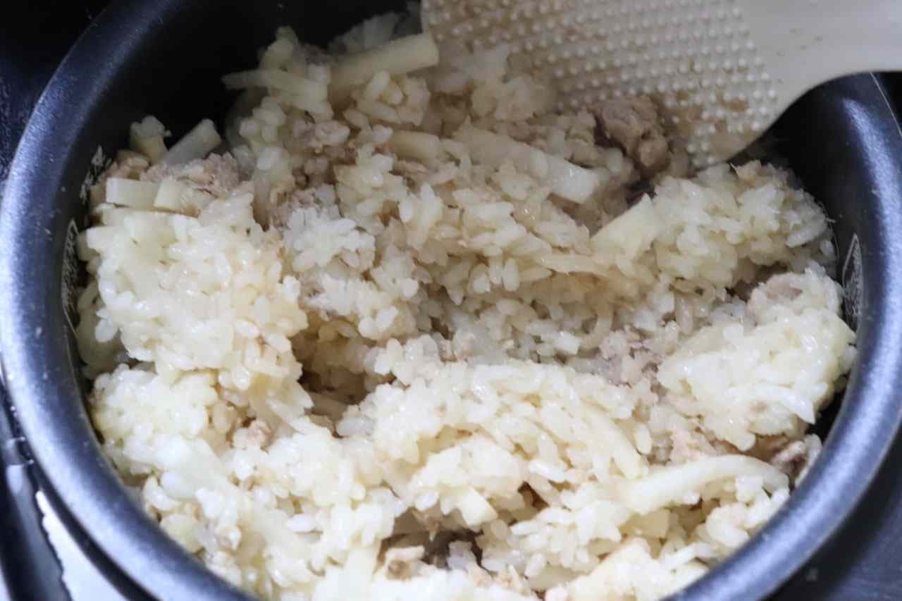 Rice cooked with pork and radish
