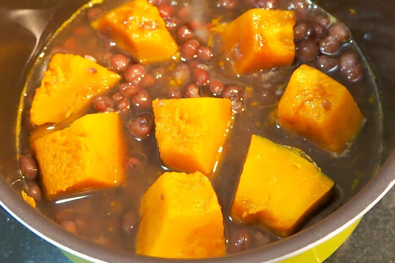 "Pumpkin and red bean cousin boiled" recipe
