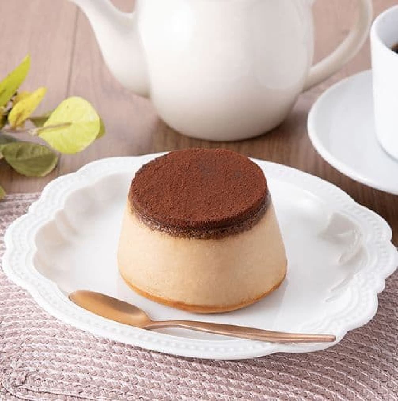 FamilyMart "Coffee Pudding !? Cheesecake"
