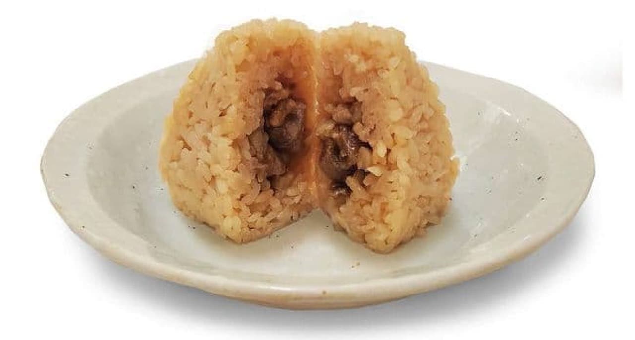 FamilyMart "Gochimusubi Nagoya Cochin Chicken Rice"