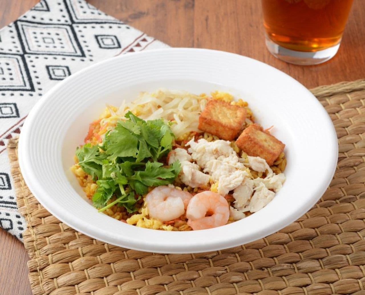 Natural Lawson "Laksa-style fried rice with five-grain rice"
