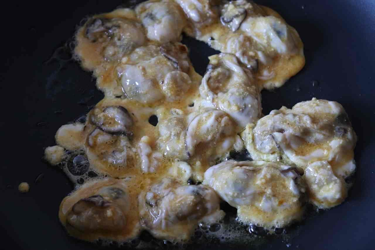 Oyster curry piccata