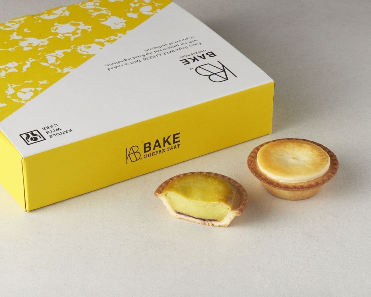ベイクチーズタルト「BAKE CHEESE TART チーズタルト6P BOX（チーズタルト3個・ピスタチオベリーチーズタルト3個）」