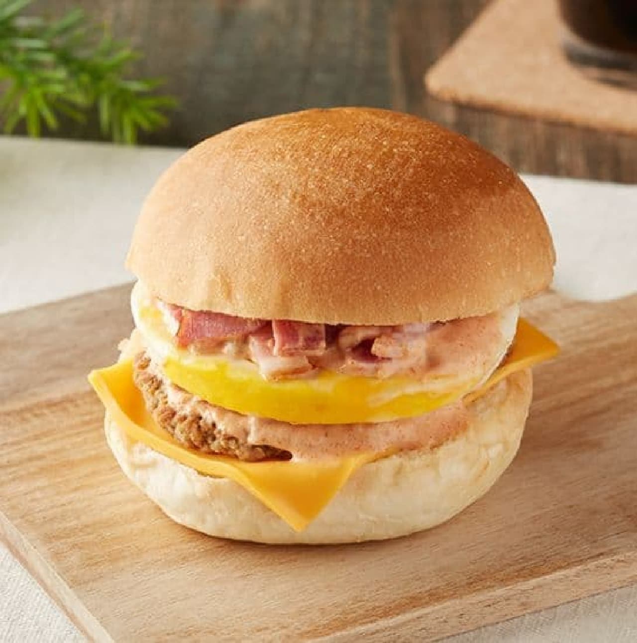 FamilyMart "Bacon and Egg Cheeseburger"