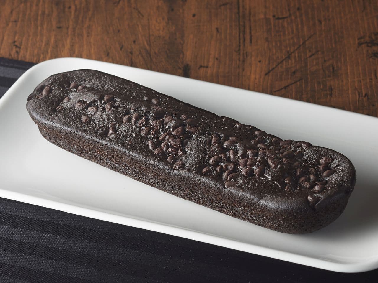 Ministop "Black Chocolate Stick Cake"