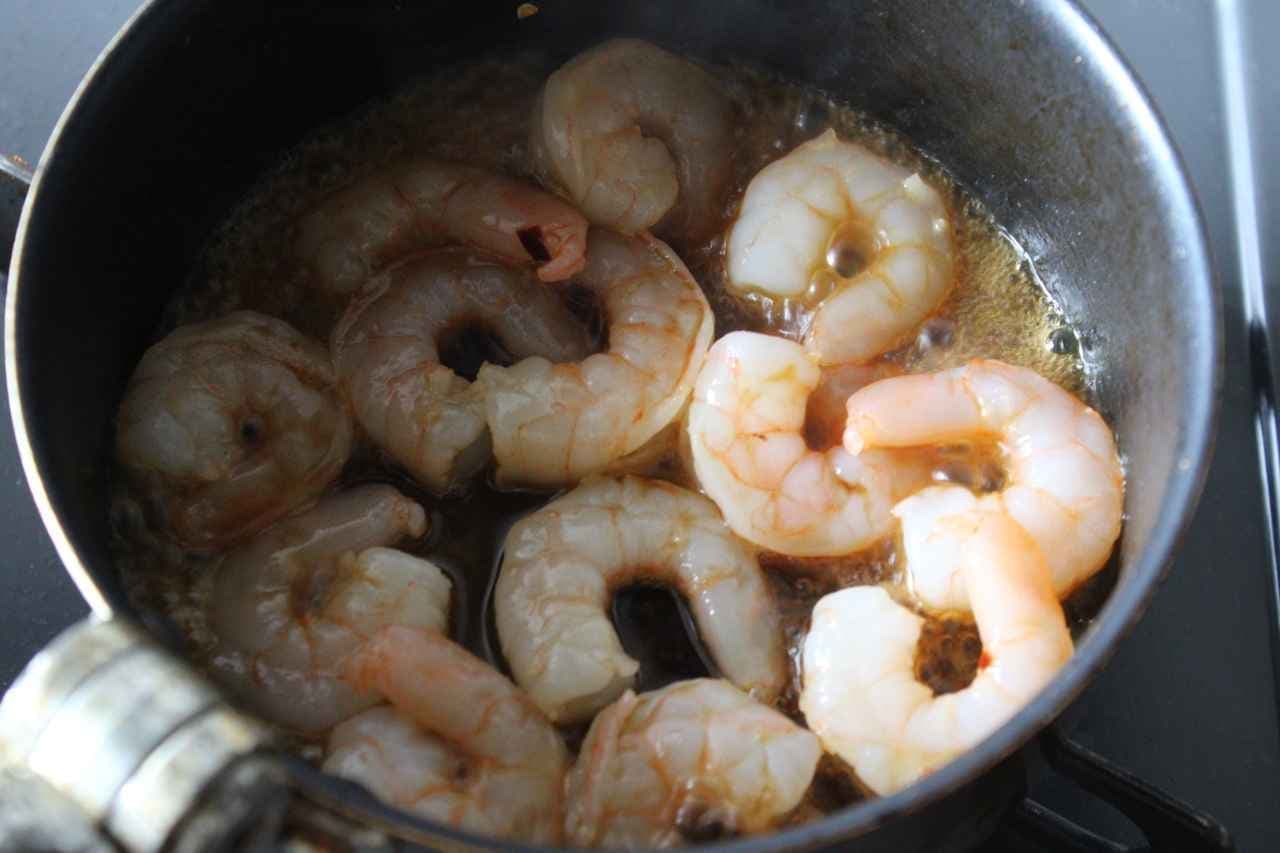 Spicy stir-fried shrimp