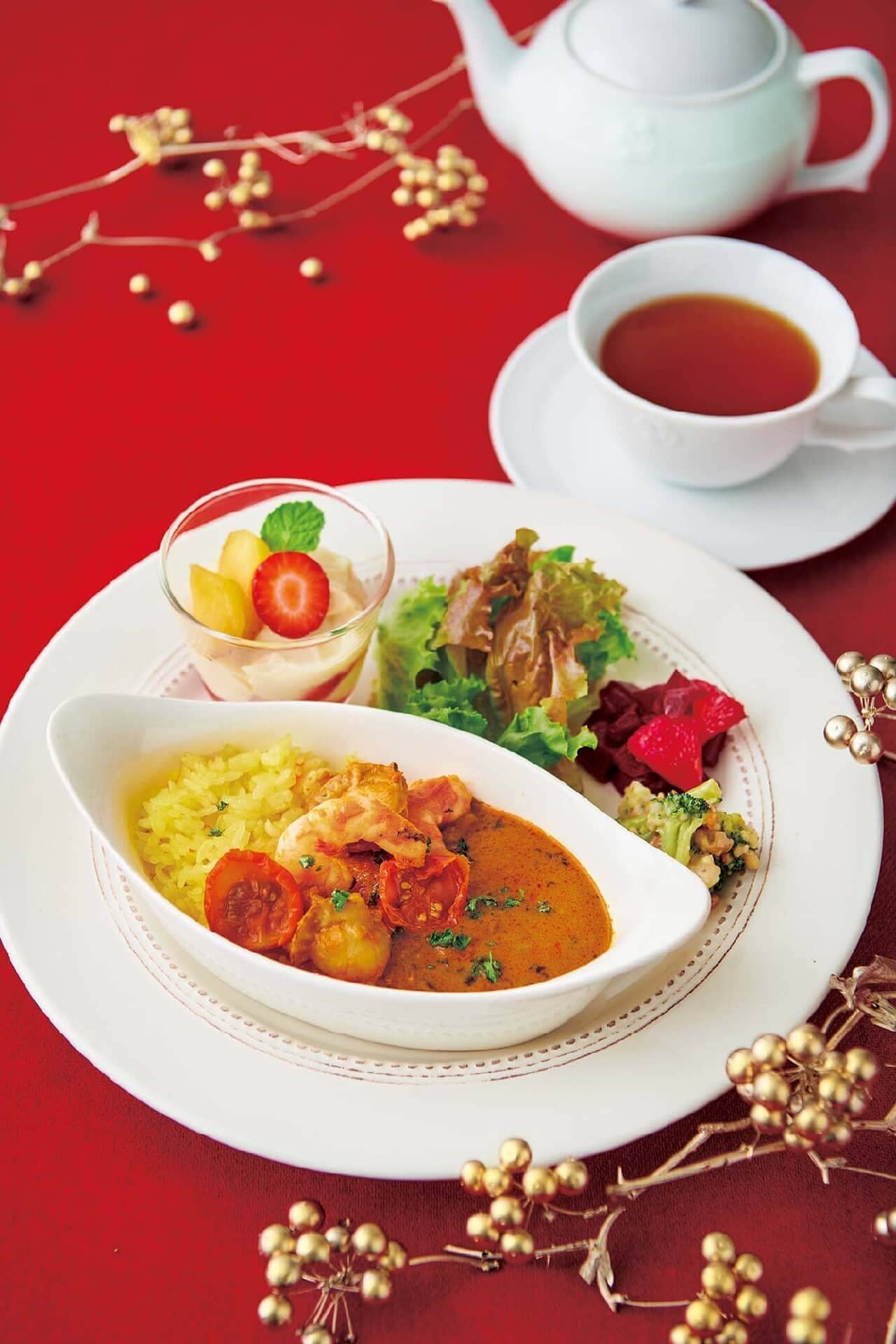 Afternoon Tea Tea Room "Shrimp and Scallop Tomato Curry Plate"