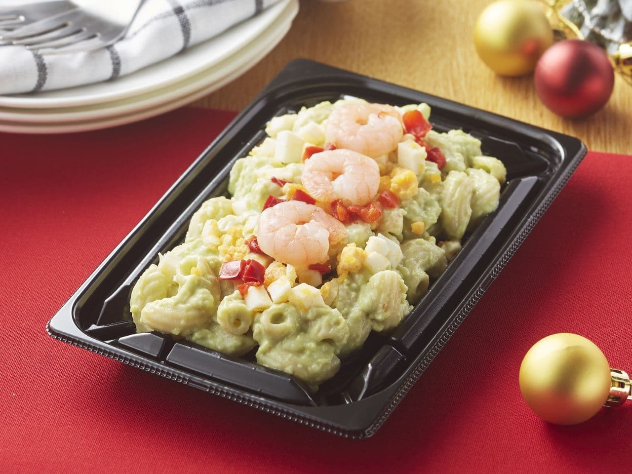 Ministop "Shrimp and Avocado Dish Salad"